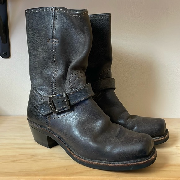 Frye Harness Strap Boot 8R - Size 8.5 Width M - Picture 1 of 16